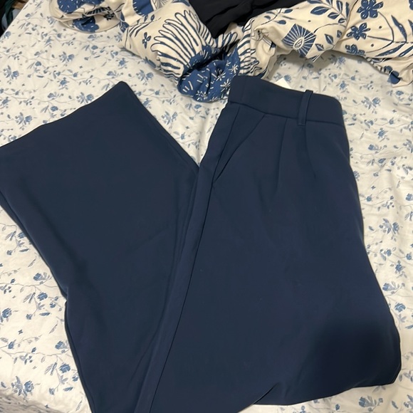 NWT abercrombie Tailored Wide Leg Pants size small short navy - Picture 3 of 7